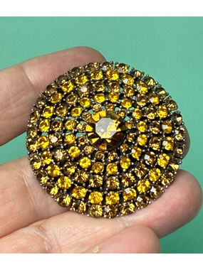 Signed Weiss Domed Rhinestone Brooch Yellow Amber Smoky Topaz Citrine Glass Pin